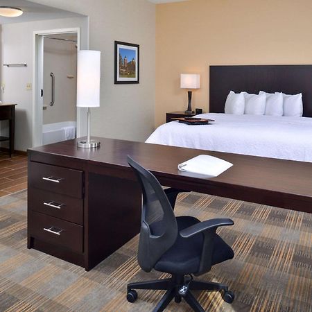 Hampton Inn & Suites California University-Pittsburgh Coal Center Экстерьер фото